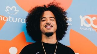 'Roubando o lugar de alguém': Ryan de 'Dona de Mim', L7nnon devolve as críticas ao preconceito contra sua atuação na novela da Globo