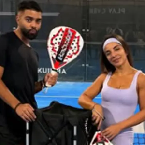 Nessas idas, a influenciadora passou a estreitar laços com Tainá Militão, mulher do zagueiro Éder Militão, companheiro de clube de Vinicius.