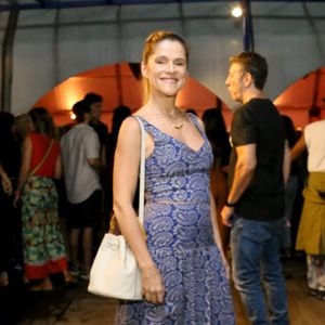 Ingrid Guimarães relatou que funcionária de empresa aérea pediu para aeronave ser evacuada por sua causa, quando não quis trocar de cadeira