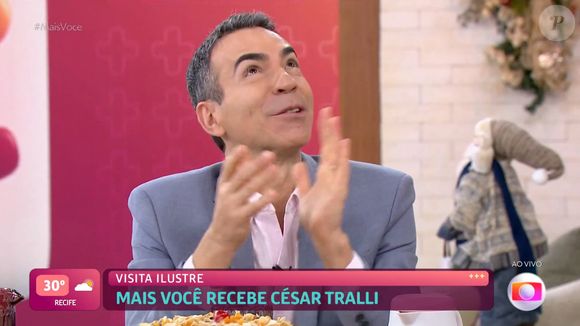 César Tralli agradeceu à mãe por lhe ajudar a ganhar bolsa de estudos em curso de inglês: 'Devo isso à d.Edna. Mais uma que devo à senhora'