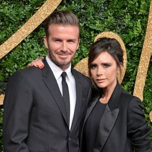O empresário e ex-atleta é casado com a ex-Spice Girl e estilista Victoria Beckham, com quem tem quatro filhos: Brooklyn, Romeo, Cruz e Harper