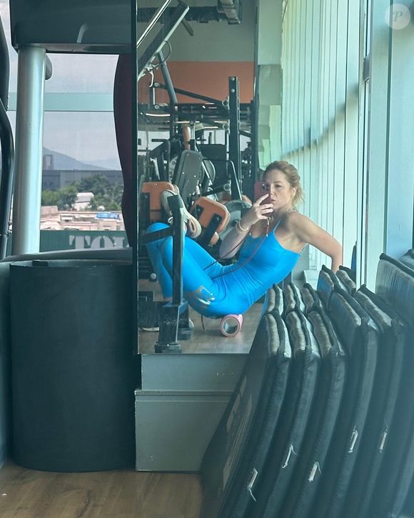 Hoje com 42 anos, Luiza Zveiter mantém seu corpo com boas práticas em dieta e na academia