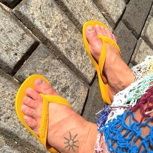 O que mais chamou atenção foi o fato de que, até o fechamento desta matéria, o suposto registro que evidenciava o detalhe já não estava mais presente no álbum publicado por Paolla Oliveira