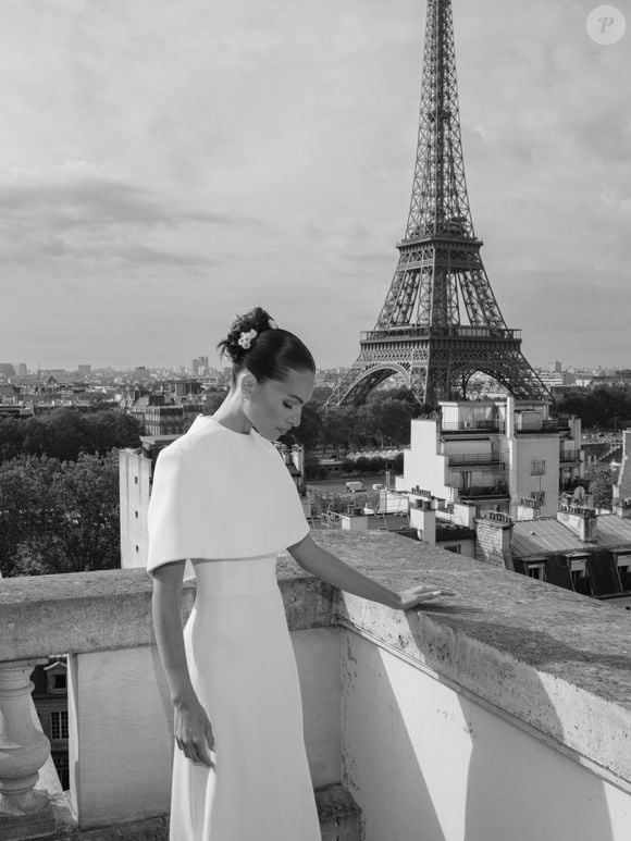 Thylane Blondeau disse 'sim' para Ben Attal, neto de Jane Birkin, e mostrou detalhes do casamento civil. O look da noiva é um dos mais comentados do momento