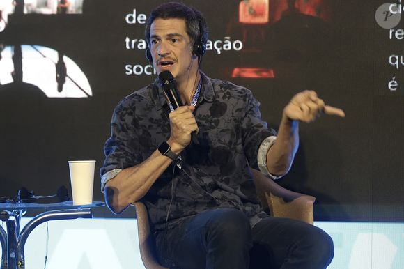 Mateus Solano se prontificou a reparar algum dano que tenha causado ao aparelho