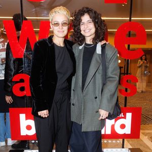 Esposa de Julia Anquier, Maria Beraldo ganhou notoriedade por tocar com Elza Soares e ser uma das fundadoras da banda Quartabê