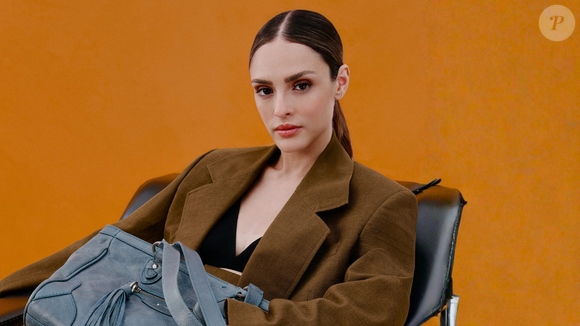 Entrevista | 'Elegância e conforto não são opostos', garante Isabelle Drummond sobre seu estilo longe da TV; atriz de 'Coração Acelerado' elege os 2 itens mais necessários nos looks diários