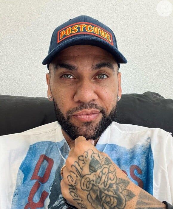 Daniel Alves quer processar o Pumas, seu último clube, por difamação e demissão sem justa causa