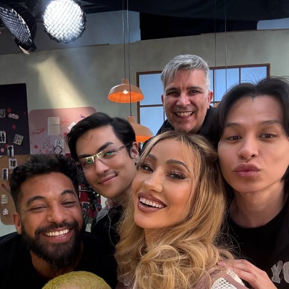 Sabrina Sato vive personagens comuns para ouvir mulheres reais em Sua Maravilhosa