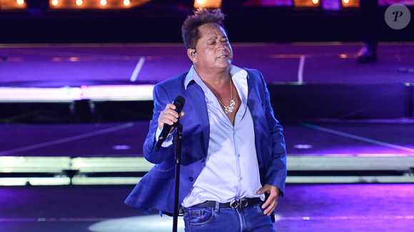 Leonardo investiu em um procedimento estético para redução de papada nos últimos dias