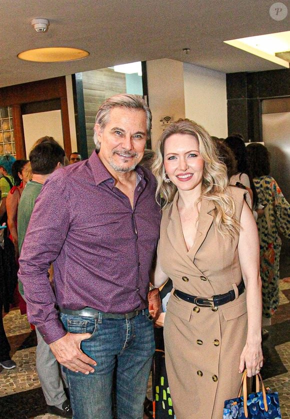 Edson Celulari e Karin Roepke têm 24 anos de diferença