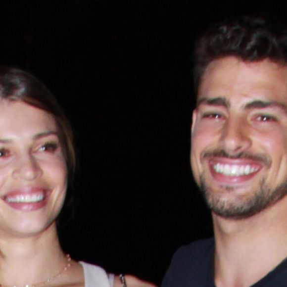 Cauã Reymond admitiu ciúme por causa de roupa de Grazi Massafera e, aos 12, irritou garota ao beijar colega de escola