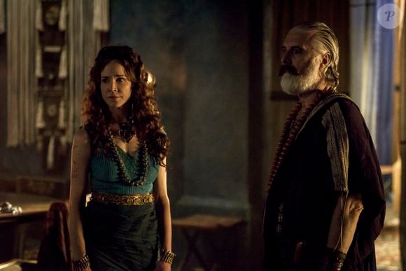 Personagens históricos como Aquiles, Heitor e Agamenon fazem parte da história da série, que bebe na trama de 'A Odisseia'