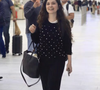 Cecília Dassi é supreendida por influenciadores em aeroporto