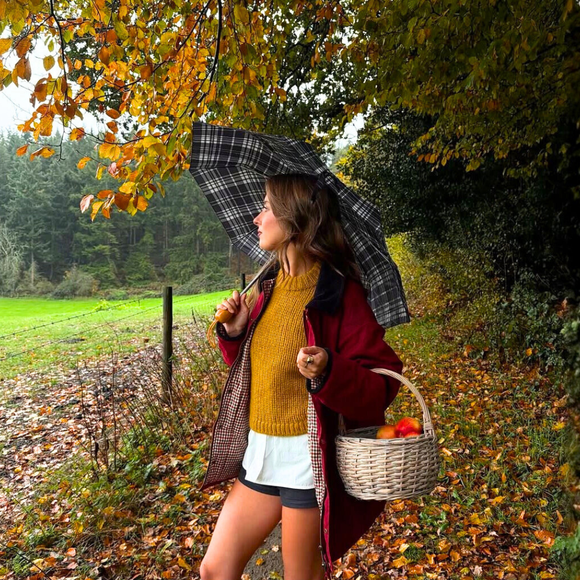 Aposente os saltos: esse Nike folhas de outono (literalmente) com carinha de esportivo é o sapato mais confortável que você vai usar este ano