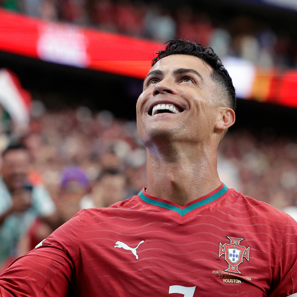 Hoje Cristiano Ronaldo está assim: uma das maiores lendas do futebol que transformou os olhos do público para o esporte