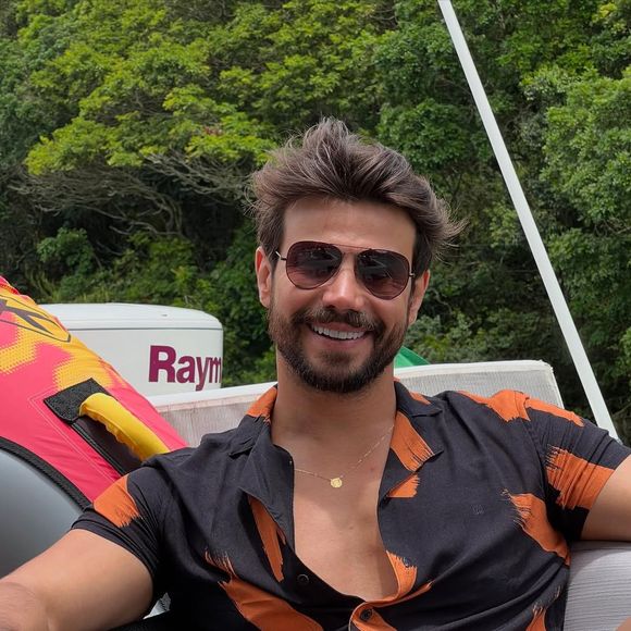 Ao todo, Mariano realizou 4 rinoplastias, sendo três para reparar o resultado da primeira