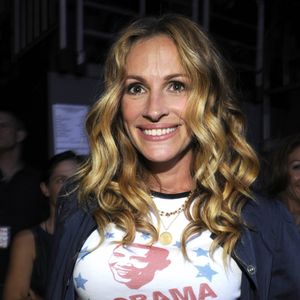 2008: Julia Roberts voltou a apostar no loiro super reluzente