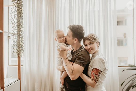 Nesta quarta-feira, dia 24 de dezembro, Lucas Borbas, marido de Isabel Veloso, emocionou a web com um desabafo