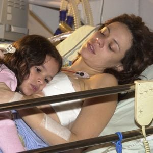 Há 23 anos, Vanessa Gerbelli contracenava com Bruna Marquezine em "Mulheres Apaixonadas", produção que marcou a estreia da atriz na dramaturgia