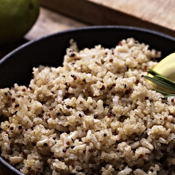 Quinoa oferece diversos benefícios para a saúde, sendo um dos alimentos excelentes para quem deseja emagrecer