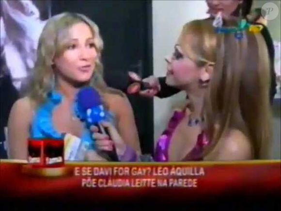 Em 2008, Claudia Leitte estava grávida do primeiro filho, Davi, quando recebeu Léo Aquilla, repórter do ‘TV Fama’, para uma entrevista