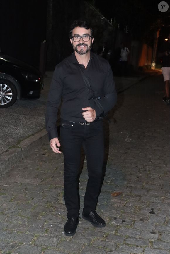 'Estou a um passo de desistir': padre Fábio de Melo desabafa no Instagram