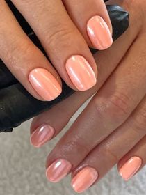 10 cores de esmalte em alta (na versão elegante) que vão estar na moda neste Outono de 2026