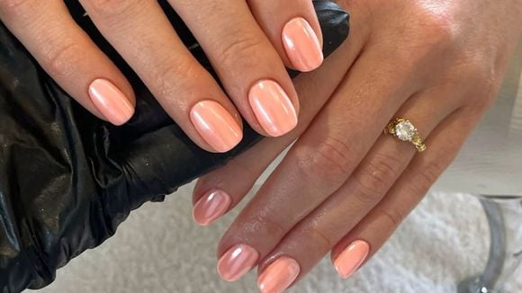 10 cores de esmalte em alta (na versão elegante) que vão estar na moda neste Outono de 2026