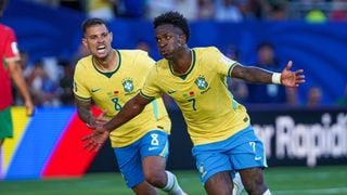 Uêpa!!! Vini Jr. chama atenção por detalhe íntimo em foto após jogo de estreia do Brasil na Copa 2026: 'Entendemos porque Virginia está gamadinha'