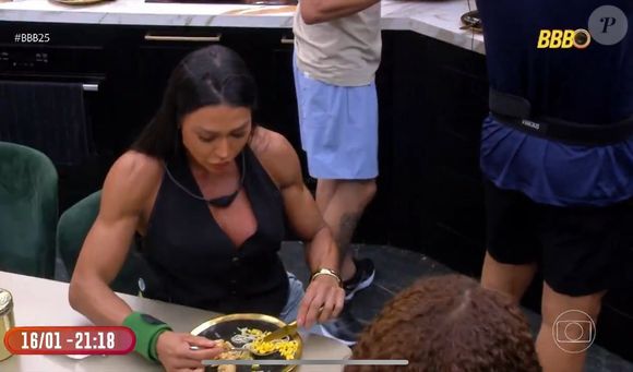 'O entretenimento da semana é saber como a Gracyanne vai sobreviver a xepa', disse internauta do X