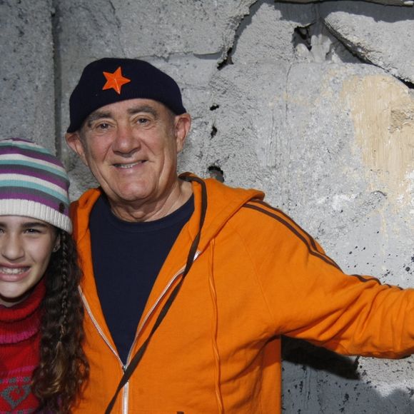 Filha de Renato Aragão, Lílian Aragão começou a atuar ao lado do pai quando criança