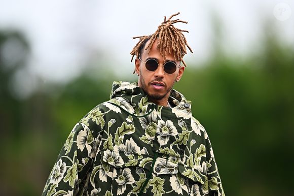 Lewis Hamilton ou o The Weeknd de 2019? Com este visual, piloto ficou parecido com o visual antigo do cantor
