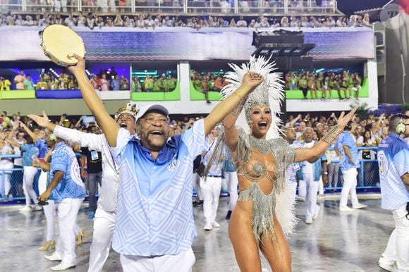Martinho da Vila compos o samba-enredo do carnaval 2013, o do título mais recente da Vila Isabel