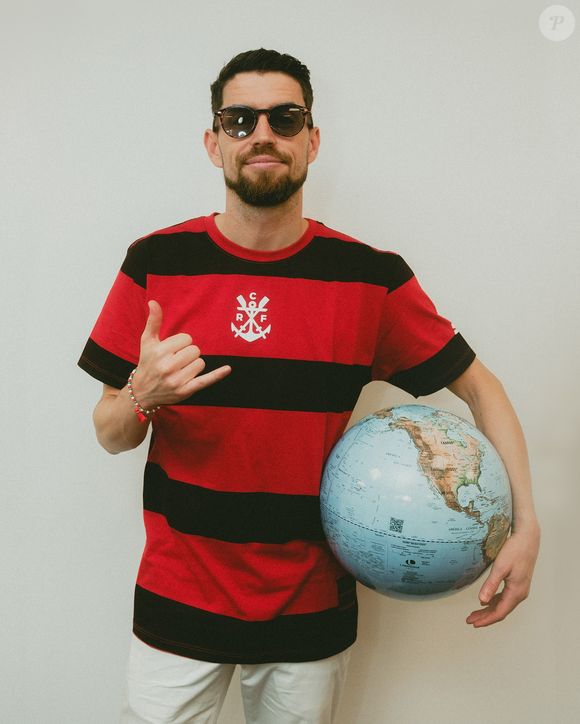 Segundo Jorginho, o segurança ameaçou fazer uma reclamação delas no hotel. Enquanto isso, sua filha ficou aos prantos
