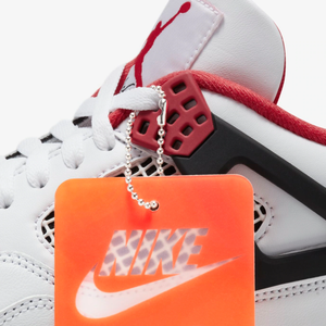 De item cobiçado em 1989 a objeto de coleção em 2026, o Air Jordan 4 Fire Red mostra por que é considerado um dos tênis mais influentes de todos os tempos