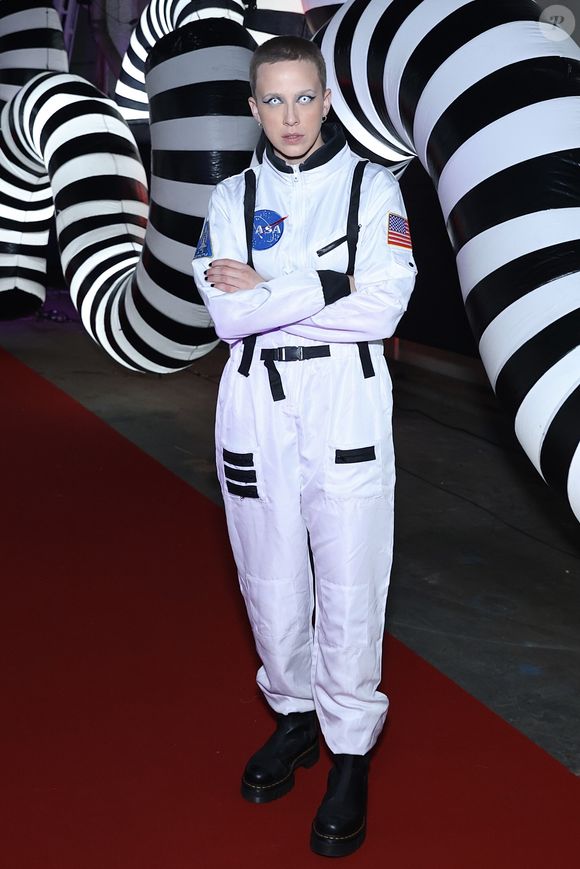 Marcella Rica encarnou uma astronauta sombria