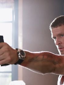 Final explicado de 'Alvo da Máfia': qual o destino de William Bang? Filme TOP 1 da Netflix termina com morte chocante e mistério profundo