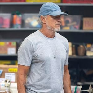 Jaques (Marcello Novaes) doará sangue para Davi (Rafael Vitti) na novela 'Dona de Mim'