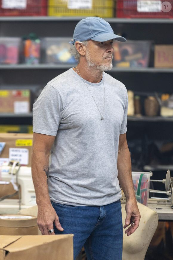 Jaques (Marcello Novaes) doará sangue para Davi (Rafael Vitti) na novela 'Dona de Mim'