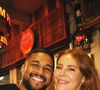 Já o Mestre Fafá publicou uma foto coladinho com Paolla Oliveira em suas redes sociais, o que gerou reações de internautas