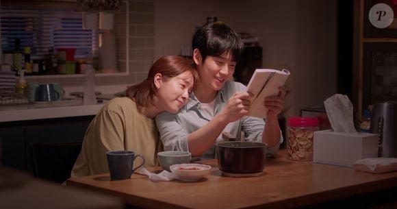 Se você gosta de romances maduros, dê uma chance a 'Uma Noite de Primavera'