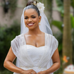 Aposentei o salto alto no casamento! Os novos tênis românticos com bordados delicados e paetês da Converse, clássico desde 1917, substituem o desconforto nos pés: do vestido de noiva ao look de festa boho chic