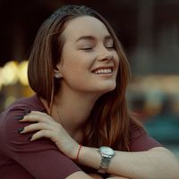 Psicólogos especialistas concordam: as pessoas que usam relógio em vez de verificar a hora no celular não estão fora de moda, mas querem controlar o tempo sem se distrair