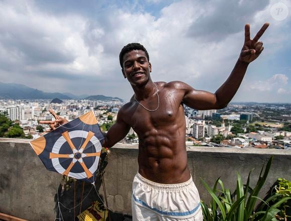 Ronald Sotto faz parte do elenco de 'Verônika com K'