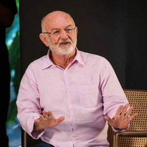 Silvio de Abreu precisou abrir mão de Gloria Menezes como lésbica em 'Torre de Babel', novela de 1998