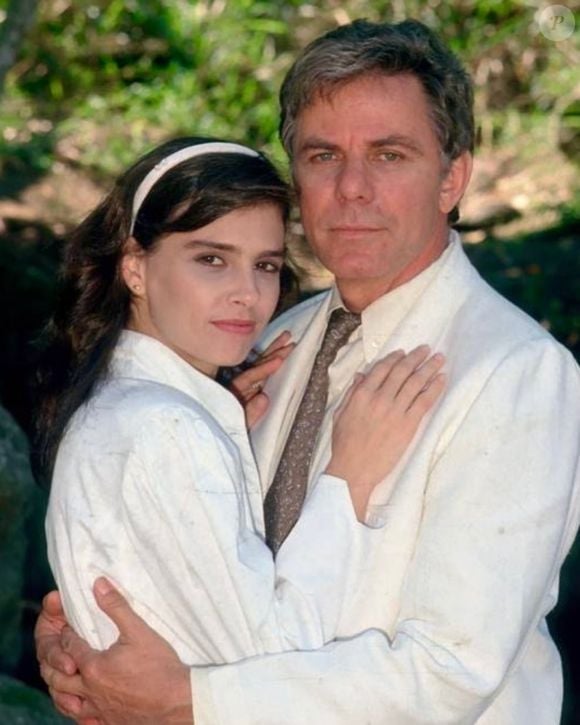 No final da novela 'Tieta', Ascânio e Leonora ficam juntos.