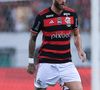 Leo Pereira, jogador do Flamengo, deve ser titular na final da Libertadores, contra o Palmeiras, em 29 de novembro de 2025