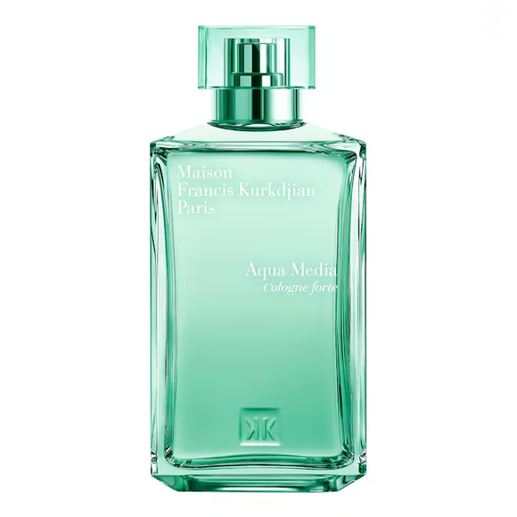O Aqua Media Cologne forte reúne verbena e bergamota nas notas de saída, funcho doce e Hedione no coração e almíscares amadeirados no fundo, com presença de patchouli