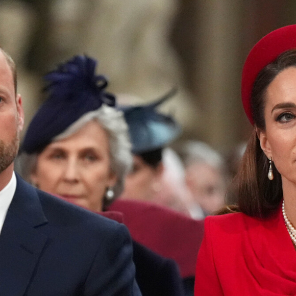 Ansiedade, depressão e estresse pós-traumático estão entre os fatores psicológicos associados à dificuldade em lidar com o contato físico